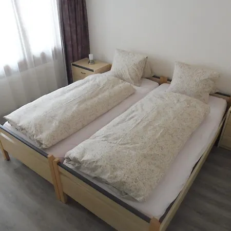 Theresli First Floor דירה סאס-אלמאגל