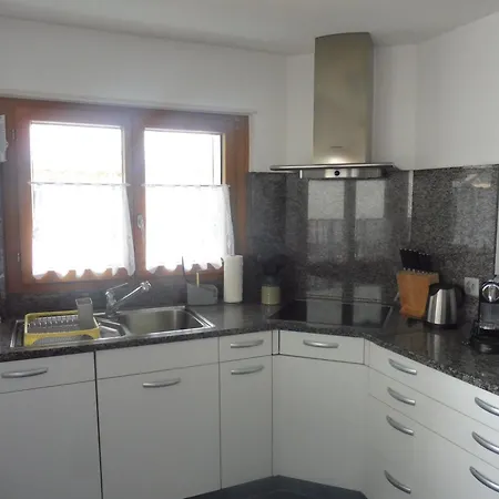 Theresli First Floor Apartman *