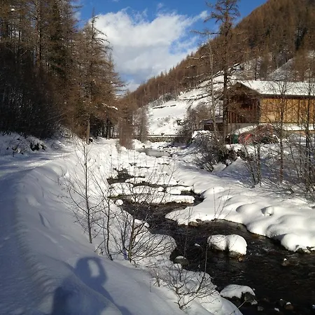 Theresli First Floor *