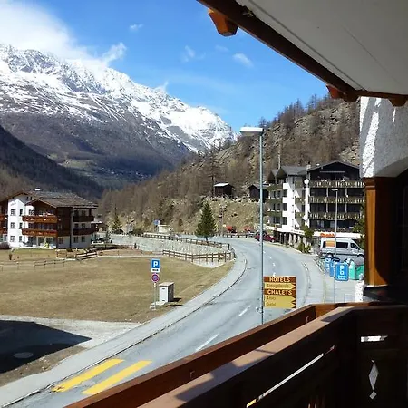 Theresli First Floor شقة