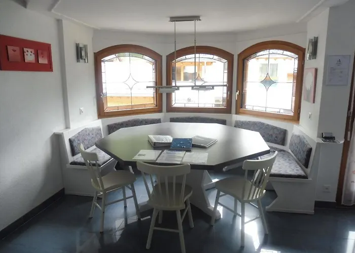 Apartman Theresli First Floor Saas-Almagell