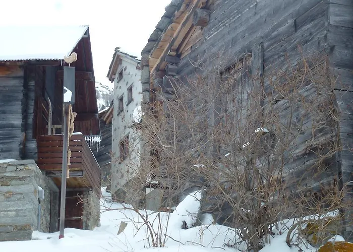 Theresli First Floor Apartman