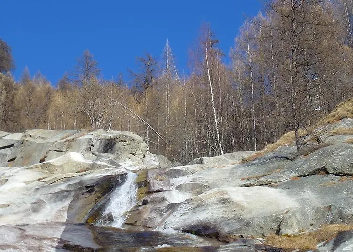 Theresli First Floor Apartman *